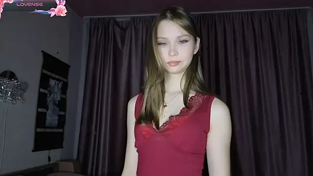 EmmaJonse online show from December 22, 1:06 am