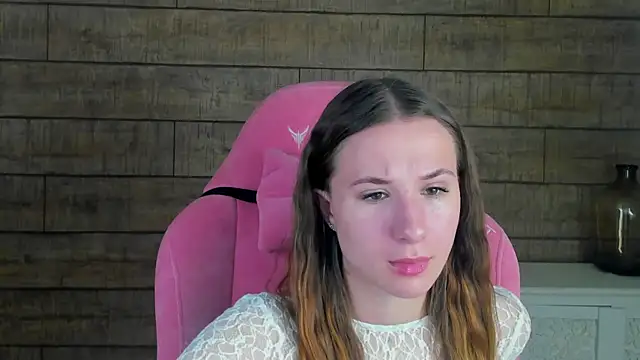 Snapshot of KristinaBellini chatting on November 30, 4:19 pm KristinaBellini online show from November 30, 4:19 pm