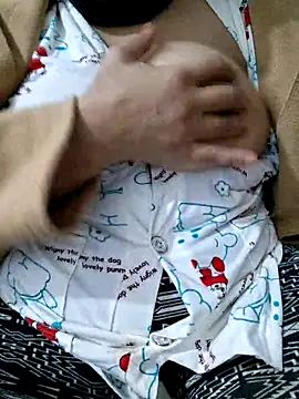 mnbvcxzqwertyuiop1235 online show from April 8, 3:13 pm