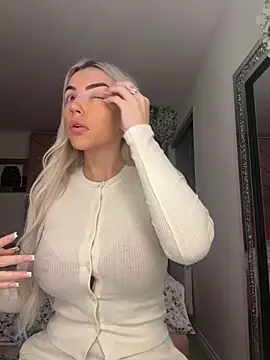 RosieMaexox online show from November 20, 4:46 am