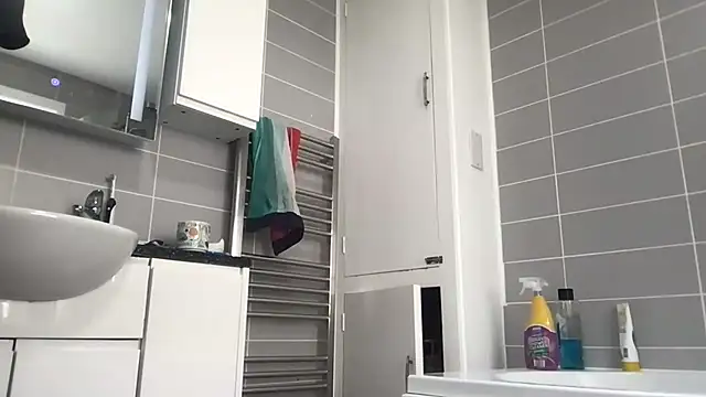 boyinsocks online show from May 8, 7:56 am