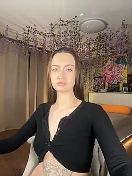 that eva online show from November 28, 6:13 am