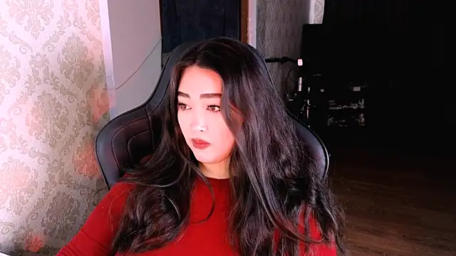Snapshot of Emma_Uilson chatting on February 15, 5:19 am Emma Uilson online show from February 15, 5:19 am