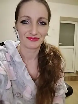 CrazyMaya39 online show from April 16, 9:39 pm