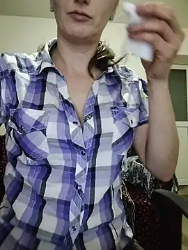 CrazyMaya39 online show from February 28, 11:15 pm