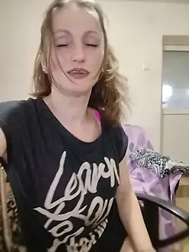 CrazyMaya39 online show from April 3, 9:16 am