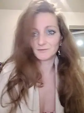 CrazyMaya39 online show from April 22, 9:32 pm
