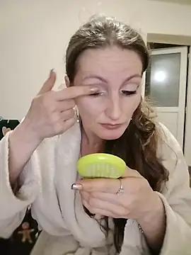 CrazyMaya39 online show from April 23, 9:27 pm