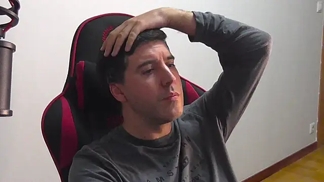 likihot online show from November 16, 9:30 pm