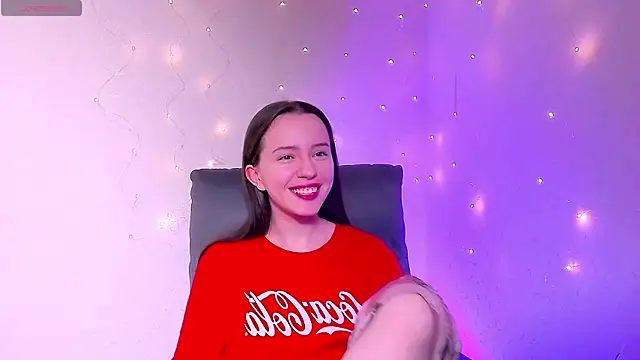 BellaVelure6767 online show from April 27, 1:36 am