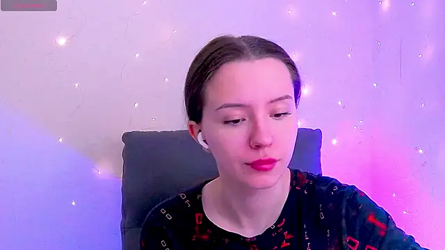 BellaVelure6767 online show from April 6, 2:51 am