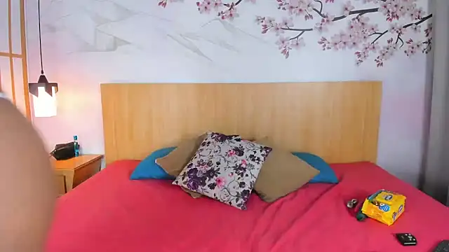 Laura Torress online show from March 26, 3:05 am