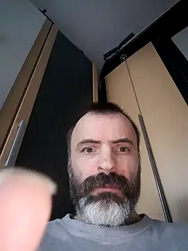 Snapshot of Artur50 chatting on November 17, 3:27 pm Artur50 online show from November 17, 3:27 pm