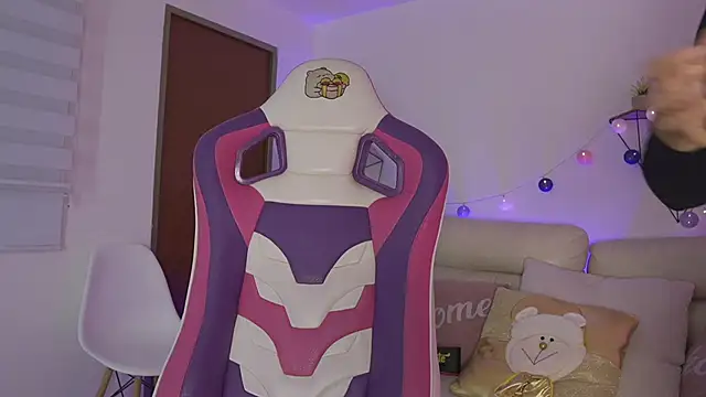 Enola Holmes  online show from November 29, 1:22 pm