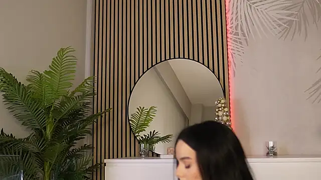 Miss Denisse online show from December 15, 8:47 pm