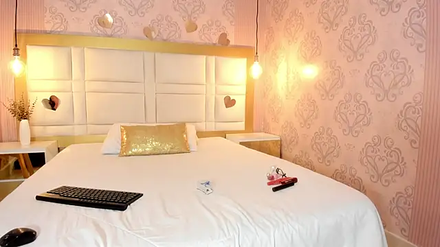 arietta skinny online show from February 23, 11:44 am