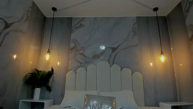 arietta skinny online show from January 6, 7:40 pm