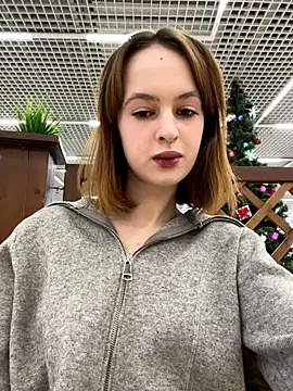 hani obsessed online show from December 22, 10:26 am