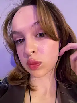 hani obsessed online show from April 2, 10:11 am