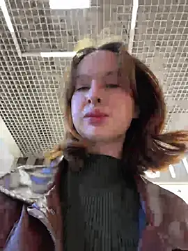 hani obsessed online show from February 12, 10:15 am