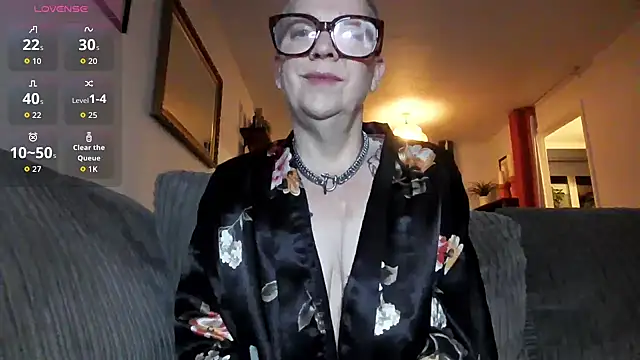 missyb x online show from December 19, 10:56 pm