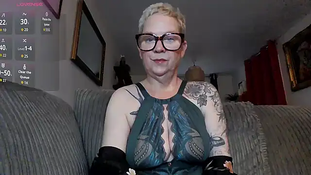 missyb x online show from January 8, 2:56 pm