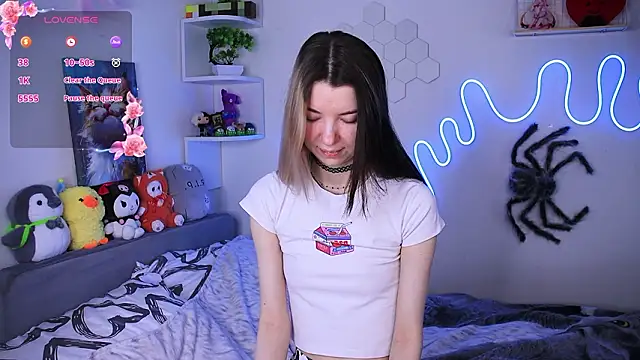 Emmie shy online show from February 27, 11:10 am