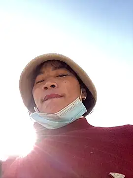 pitty mymi online show from January 15, 2:15 am