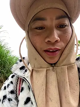 pitty mymi online show from March 11, 6:51 am