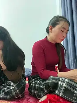 pitty mymi online show from December 18, 6:51 am