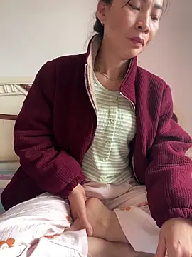 pitty mymi online show from April 14, 12:48 am