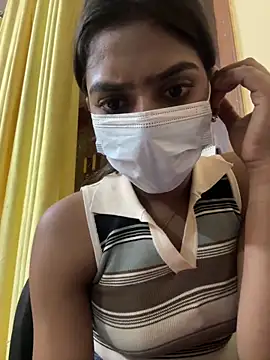 Snapshot of sexyayeshadesi chatting on February 17, 5:54 pm sexyayeshadesi online show from February 17, 5:54 pm