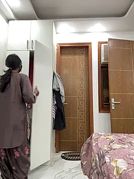 sexyayeshadesi online show from March 21, 6:23 pm