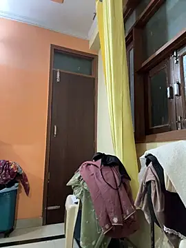 sexyayeshadesi online show from March 6, 6:36 pm