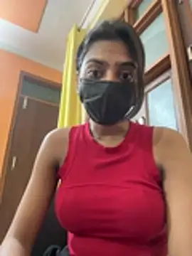 Snapshot of sexyayeshadesi chatting on February 12, 7:13 pm sexyayeshadesi online show from February 12, 7:13 pm