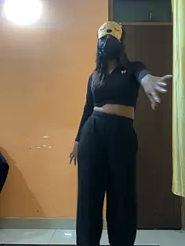 Snapshot of sexyayeshadesi chatting on January 8, 7:09 pm sexyayeshadesi online show from January 8, 7:09 pm