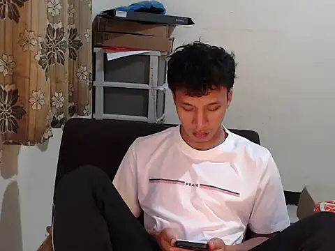 newgys online show from March 9, 3:04 pm