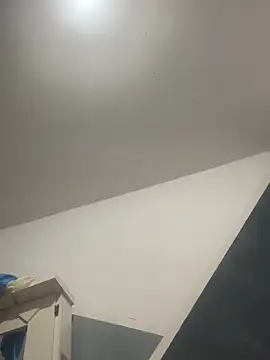 lizmy online show from December 1, 9:15 pm