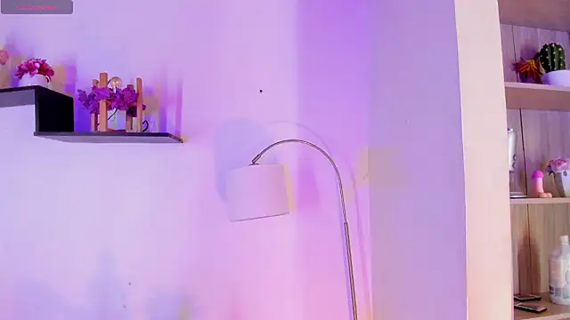 aghata jackson  online show from March 6, 2:23 pm