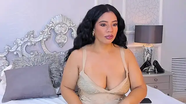 IvannaClaire online show from November 28, 12:27 pm