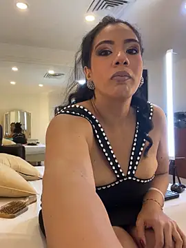 IvannaClaire online show from December 5, 12:37 pm