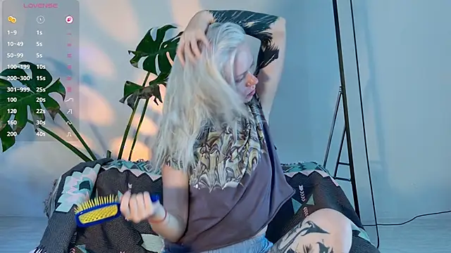 jane-booblegum online show from May 1, 7:24 am