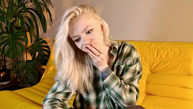 jane-booblegum online show from February 2, 5:12 pm