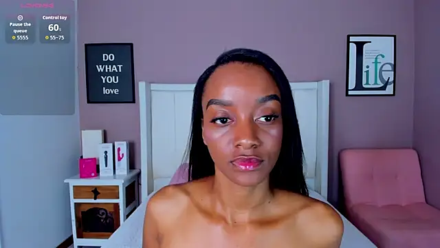 Snapshot of SandyAdaeze chatting on December 15, 12:33 pm SandyAdaeze online show from December 15, 12:33 pm