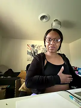 Pussycreamepie online show from November 14, 5:27 pm