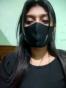 Disha Nur0 online show from May 7, 8:45 pm