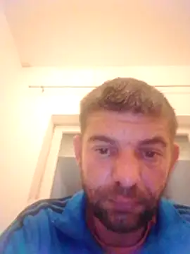 Snapshot of Motosz chatting on November 16, 8:24 pm Motosz online show from November 16, 8:24 pm