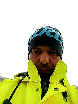 Snapshot of Motosz chatting on November 15, 11:36 am Motosz online show from November 15, 11:36 am