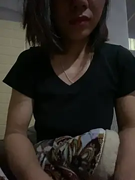 Snapshot of Trangbabylove chatting on July 5, 10:38 pm Trangbabylove online show from July 5, 10:38 pm
