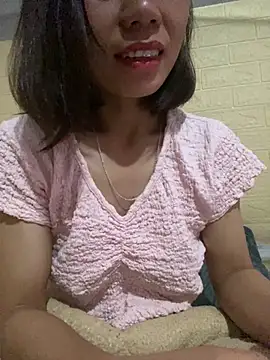 Snapshot of Trangbabylove chatting on July 2, 2:12 am Trangbabylove online show from July 2, 2:12 am